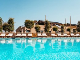 Camping Pas Cher vous présente avec son site Officiel campingpascher.fr, le Établissement Ms Le Pyla 4*, situé sur la commune de Pyla Sur Mer dans le département Gironde (Aquitaine) en France. L'établissement Ms Le Pyla 4* vous propose un hébergement de type mobile_home de 25 m². L'établissement vous propose 12 autres types d'hébergements. Découvrez tous nos séjours à petits prix dans la commune et aux alentours de Pyla Sur Mer du département : Gironde (Aquitaine).... En savoir plus : cliquez-ICI.