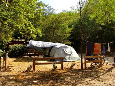 Cliquez pour découvrir toutes les photos de l'ÉTABLISSEMENT ! camping Les Bords De Cèze photo 10