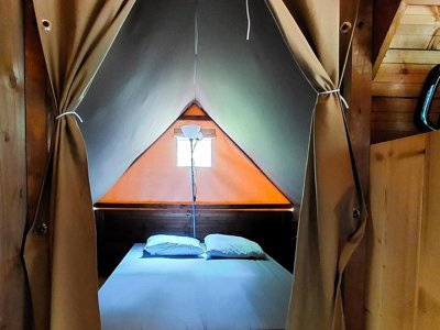 tente en toile et bois - Les Bords De Cèze photo 2
