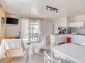 Cliquez pour découvrir toutes les photos de l'HÉBERGEMENT ! chalet - établissement Mélusine Aux Epesses photo 2