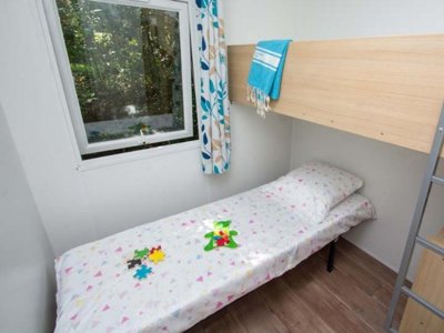 Cliquez pour découvrir toutes les photos de l'HÉBERGEMENT ! bungalow - Le Luberon | Pausado photo 3