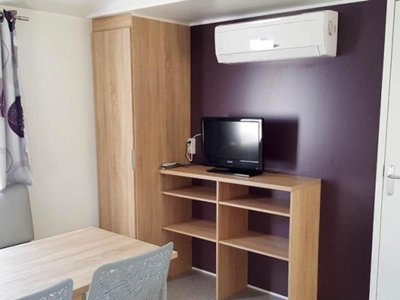 Cliquez pour découvrir toutes les photos de l'HÉBERGEMENT ! mobil-home - BONNES VACANCES Sur CAMPING LE BOSC photo 3