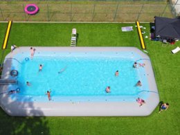 Camping Pas Cher vous présente avec son site Officiel campingpascher.fr, le Camping Kempen, situé sur la commune de Lichtaart dans le département Flandre Occidentale (Flandre) en Belgique. Le camping Kempen, vous présente un hébergement de type tente en toile et bois pour 1 personne. Le camping Kempen vous propose du dimanche 20 septembre au dimanche 27 septembre 2026, en promotion à -20% pour 7 nuits à 305,44 € au lieu de 381,8 € soit une Économie de 76,36 €. Cette location propose 56 dates différentes pour réserver votre séjour. Découvrez également les 5 autres gammes d'hébergements du camping. Piscine extérieure, Animation enfants, Aire de jeux enfants, Cyclisme, Ping-pong, Pétanque, Bar, Restaurant, Snack/Bar,... En savoir plus : cliquez-ICI.