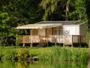 Camping Pas Cher vous présente avec son site Officiel campingpascher.fr, le Camping Sunelia L'Etang De Sologne classé 3 étoiles, situé sur la commune de Nouan Le Fuzelier dans le département Loir-et-cher (Centre Val De Loire) en France. Le camping Sunelia L'Etang De Sologne, vous présente un hébergement de type mobil-home de 34 m² avec climatisation et télévision. Le camping Sunelia L'Etang De Sologne vous propose du vendredi 02 octobre au vendredi 09 octobre 2026, en promotion à -28% pour 7 nuits à 201,60 € au lieu de 280,0 € soit une Économie de 78,40 €. Cette location propose 72 dates différentes pour réserver votre séjour. Découvrez également les 16 autres gammes d'hébergements du camping. Les Avis clients pour le Camping Sunelia L'Etang De Sologne sont excellents avec une note moyenne de 9 sur 10. Piscine chauffée, Piscine extérieure, Animations familiales, Club enfants, Aire de jeux enfants, Baby-foot, Court de tennis, Cyclisme, Ping-pong, Pétanque, Salle de jeux vidéo, Terrain de badminton, Terrain de volley-ball, Trampoline, Bar, Dépôt de pain, Snack/Bar, Épicerie,... En savoir plus : cliquez-ICI.