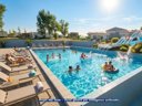 Cliquez pour découvrir toutes les photos de l'ÉTABLISSEMENT ! camping Aux 4 Vues photo 2