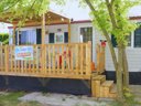 Camping Pas Cher vous présente avec son site Officiel campingpascher.fr, le Camping Lido Di Sesto Boats&Restaurant, situé sur la commune de Sesto Calende dans le département Varèse (Lombardie) en Italie. Le camping Lido Di Sesto Boats&Restaurant, vous présente un hébergement de type mobil-home. Le camping Lido Di Sesto Boats&Restaurant vous proposeun séjour PAS CHER avec une REMISEdu sam. 19 septembre au sam. 26 septembre 2026, en promotion à -42% pour 7 nuits à 200 € au lieu de 350,0 € soit une Économie de 150 €. Cette location propose 27 dates différentes pour réserver votre séjour. Découvrez également les 1 autres gammes d'hébergements du camping. Lac, Piscine extérieure, Canoë-kayak, Bar, Restaurant,... En savoir plus : cliquez-ICI.