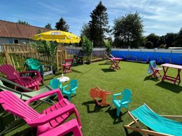 Camping Pas Cher vous présente avec son site Officiel campingpascher.fr, le Camping Des Carrières Et Nature classé 2 étoiles, situé sur la commune de Boisjean dans le département Pas-de-calais (Nord Pas De Calais) en France. Le camping Des Carrières Et Nature, vous présente un hébergement de type mobil-home. Le camping Des Carrières Et Nature vous propose du mercredi 01 avril au mercredi 08 avril 2026 pour 7 nuits à 515€. Cette location propose 94 dates différentes pour réserver votre séjour. Découvrez également les 3 autres gammes d'hébergements du camping. Les Avis clients pour le Camping Des Carrières Et Nature sont excellents avec une note moyenne de 9 sur 10. Piscine chauffée, Piscine extérieure, Animations familiales, Aire de jeux enfants, Ping-pong, Pétanque, Bar, Dépôt de pain, Plats à emporter, Restaurant,... En savoir plus : cliquez-ICI.