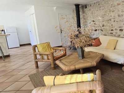 Cliquez pour découvrir toutes les photos de l'HÉBERGEMENT ! maison de campagne - Verdon Les Grands Domaines photo 2