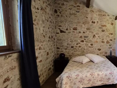 Cliquez pour découvrir toutes les photos de l'HÉBERGEMENT ! maison de campagne - Verdon Les Grands Domaines photo 3