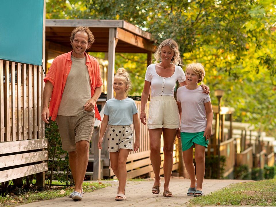 Cliquez pour découvrir toutes les photos de l'HÉBERGEMENT ! mobil-home - établissement Zelena Laguna photo 2