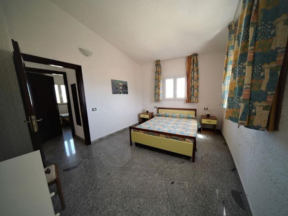 Cliquez pour découvrir toutes les photos de l'HÉBERGEMENT ! bungalow - Village Saragosa photo 2