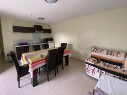 Camping Pas Cher vous présente avec son site Officiel campingpascher.fr, le Camping Manoir Le Castel Et Beaumaris - Saint-Malo, situé sur la commune de Saint Malo dans le département Ille-et-vilaine (Bretagne) en France. Le camping Manoir Le Castel Et Beaumaris - Saint-Malo, vous présente un hébergement de type appartement. Le camping Manoir Le Castel Et Beaumaris - Saint-Malo vous propose du lundi 09 mars au lundi 16 mars 2026 pour 7 nuits à 365€. Cette location propose 269 dates différentes pour réserver votre séjour. Découvrez également les 7 autres gammes d'hébergements du camping. Les Avis clients pour le Camping Manoir Le Castel Et Beaumaris - Saint-Malo sont excellents avec une note moyenne de 9 sur 10. Restaurant,... En savoir plus : cliquez-ICI.