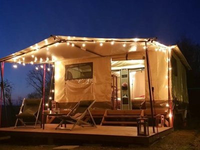 Cliquez pour découvrir toutes les photos de l'ÉTABLISSEMENT ! camping Ushuaïa Villages Provence-Ventoux photo 3