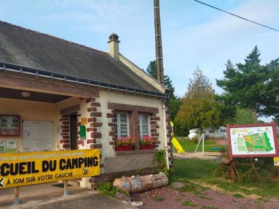 camping Le Val Aux Fées - Brocéliande photo 2