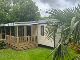 Camping Pas Cher vous présente avec son site Officiel campingpascher.fr, le Camping Ushuaïa Villages Domaine Du Blanc Pignon classé 2 étoiles, situé sur la commune de La Calotterie dans le département Pas-de-calais (Nord Pas De Calais) en France. Le camping Ushuaïa Villages Domaine Du Blanc Pignon, vous présente un hébergement de type lodge. Le camping Ushuaïa Villages Domaine Du Blanc Pignon vous propose du sam. 02 mai au sam. 09 mai 2026 pour 7 nuits à 249€. Cette location propose 100 dates différentes pour réserver votre séjour. Découvrez également les 5 autres gammes d'hébergements du camping. Les Avis clients pour le Camping Ushuaïa Villages Domaine Du Blanc Pignon sont excellents avec une note moyenne de 8 sur 10. Piscine chauffée, Piscine extérieure, Animation enfants, Animations familiales, Aire de jeux enfants, Pétanque, Boulangerie, Dépôt de pain, Supermarché, Épicerie,... En savoir plus : cliquez-ICI.