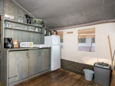 Cliquez pour découvrir toutes les photos de l'HÉBERGEMENT ! tente en toile et bois - Koversada Park Resort photo 8