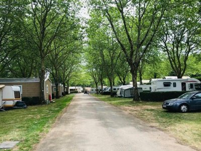 Cliquez pour découvrir toutes les photos de l'ÉTABLISSEMENT ! camping Du Lac Pouzauges photo 6