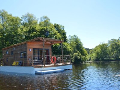 hébergement insolite - Domaine Des Etangs De Taysse photo 7
