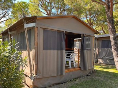 Cliquez pour découvrir toutes les photos de l'ÉTABLISSEMENT ! camping Iris Park photo 26