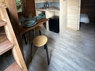 Cliquez pour découvrir toutes les photos de l'HÉBERGEMENT ! tente en toile et bois - Natur'camp Alsace photo 4