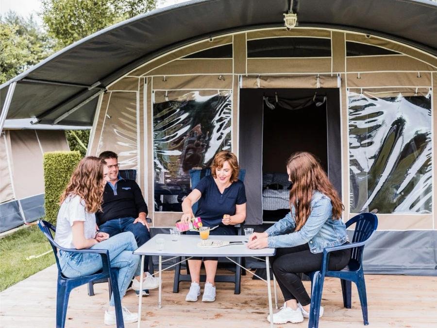Camping Pas Cher vous présente avec son site Officiel campingpascher.fr, le Établissement Europe Tents Gritt, situé sur la commune de Ingeldorf dans le département Luxembourg (Luxembourg) en Luxembourg. L'établissement Europe Tents Gritt vous propose un hébergement de type tente. L'établissement vous propose 2 autres types d'hébergements. Découvrez tous nos séjours à petits prix dans la commune et aux alentours de Ingeldorf du département : Luxembourg (Luxembourg).... En savoir plus : cliquez-ICI.