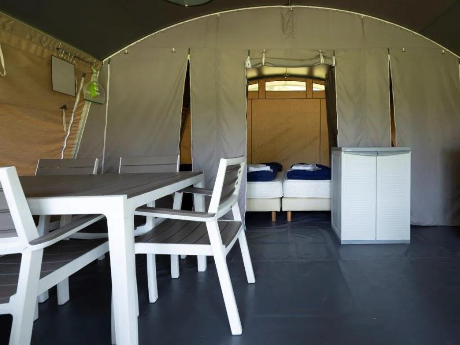 Cliquez pour découvrir toutes les photos de l'ÉTABLISSEMENT ! établissement Europe Tents Gritt photo 2