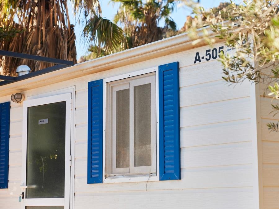 Camping Pas Cher vous présente avec son site Officiel campingpascher.fr, le Camping TAIGA Costa Calida classé 3 étoiles, situé sur la commune de Murcia/la Tercia dans le département Murcia (Murcie) en Espagne. Le camping TAIGA Costa Calida, vous présente un hébergement de type mobil-home de 17 m² pour 1 personne avec climatisation. Le camping TAIGA Costa Calida vous propose du dimanche 20 septembre au dimanche 27 septembre 2026 pour 7 nuits à 519.6€. Cette location propose 40 dates différentes pour réserver votre séjour. Découvrez également les 9 autres gammes d'hébergements du camping. Mer, Piscine extérieure, Canoë-kayak, Court de tennis, Pédalo, Restaurant, Épicerie,... En savoir plus : cliquez-ICI.