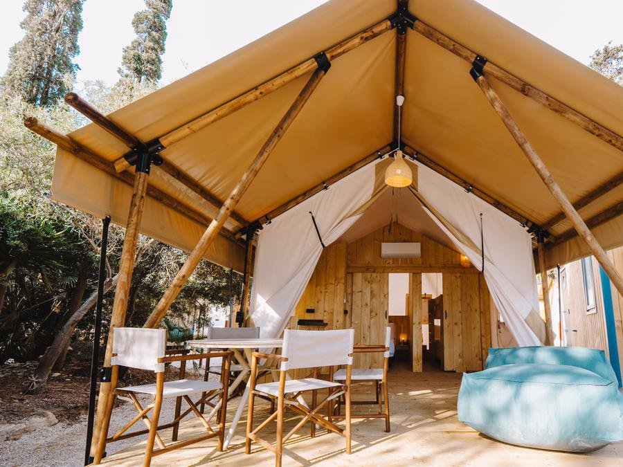 Camping Pas Cher vous présente avec son site Officiel campingpascher.fr, le Camping TAIGA Costa Calida classé 3 étoiles, situé sur la commune de Murcia/la Tercia dans le département Murcia (Murcie) en Espagne. Le camping TAIGA Costa Calida vous propose un hébergement de type tente en toile et bois. L'établissement vous propose 7 autres types d'hébergements. Découvrez tous nos séjours à petits prix dans la commune et aux alentours de Murcia/la Tercia du département : Murcia (Murcie). Mer, Piscine extérieure, Canoë-kayak, Court de tennis, Pédalo, Restaurant, Épicerie,... En savoir plus : cliquez-ICI.