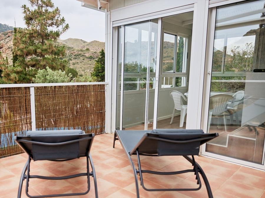 Camping Pas Cher vous présente avec son site Officiel campingpascher.fr, le Camping El Portus classé 3 étoiles, situé sur la commune de Murcia/la Tercia dans le département Murcia (Murcie) en Espagne. Le camping El Portus vous propose un hébergement de type bungalow avec climatisation. L'établissement vous propose 10 autres types d'hébergements. Découvrez tous nos séjours à petits prix dans la commune et aux alentours de Murcia/la Tercia du département : Murcia (Murcie). Mer, Piscine extérieure, Canoë-kayak, Court de tennis, Pédalo, Restaurant, Épicerie,... En savoir plus : cliquez-ICI.