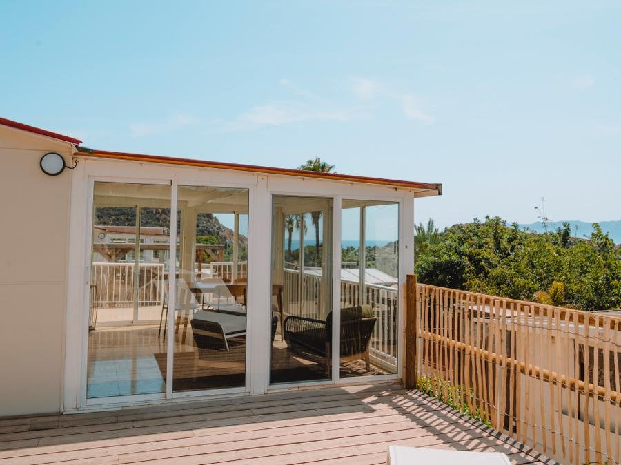 Camping Pas Cher vous présente avec son site Officiel campingpascher.fr, le Camping El Portus classé 3 étoiles, situé sur la commune de Murcia/la Tercia dans le département Murcia (Murcie) en Espagne. Le camping El Portus vous propose un hébergement de type bungalow avec climatisation. L'établissement vous propose 10 autres types d'hébergements. Découvrez tous nos séjours à petits prix dans la commune et aux alentours de Murcia/la Tercia du département : Murcia (Murcie). Mer, Piscine extérieure, Canoë-kayak, Court de tennis, Pédalo, Restaurant, Épicerie,... En savoir plus : cliquez-ICI.