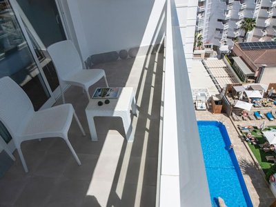 Cliquez pour découvrir toutes les photos de l'HÉBERGEMENT ! chambre - Pierre & Vacances Hotel Costa Málaga (Adults Only) photo 7