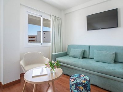 Cliquez pour découvrir toutes les photos de l'HÉBERGEMENT ! chambre - Pierre & Vacances Hotel Costa Málaga (Adults Only) photo 4