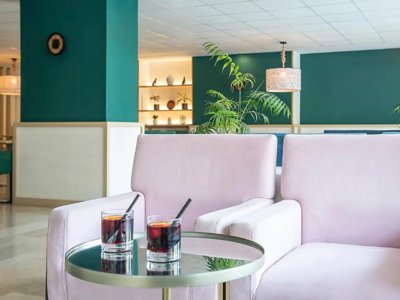 Cliquez pour découvrir toutes les photos de l'ÉTABLISSEMENT ! établissement Pierre & Vacances Hotel Costa Málaga (Adults Only) photo 5