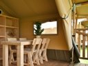 Cliquez pour découvrir toutes les photos de l'HÉBERGEMENT ! tente en toile et bois - camping Le Hameau De L'Ourthe photo 10