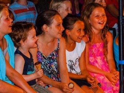 Cliquez pour découvrir toutes les photos de l'ÉTABLISSEMENT ! camping Domaine De Chadeyron - Et Gîtes photo 17