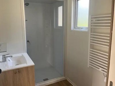 Cliquez pour découvrir toutes les photos de l'HÉBERGEMENT ! mobil-home - VVF Le Kerostin à Pontivy photo 7