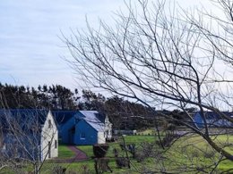 Camping Pas Cher vous présente avec son site Officiel campingpascher.fr, le Camping VVF Les Dunes Créances, situé sur la commune de Creances dans le département Manche (Basse Normandie) en France. Le camping VVF Les Dunes Créances, vous présente un hébergement de type tente de 9 m². Le camping VVF Les Dunes Créances vous propose du jeudi 04 juin au jeudi 11 juin 2026 avec un DÉPART DEMAIN pour 7 nuits à 175€. Cette location propose 135 dates différentes pour réserver votre séjour. Découvrez également les 5 autres gammes d'hébergements du camping. Mer, Animations familiales, Aire de jeux enfants, Baby-foot, Canoë-kayak, Ping-pong, Pétanque, Terrain de volley-ball, kiteSurf, Bar, Snack/Bar, Supermarché,... En savoir plus : cliquez-ICI.