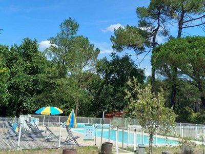 Cliquez pour découvrir toutes les photos de l'ÉTABLISSEMENT ! camping Domaine Du Lac photo 3