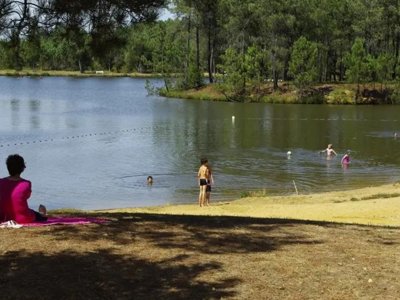 Cliquez pour découvrir toutes les photos de l'ÉTABLISSEMENT ! camping Domaine Du Lac photo 4