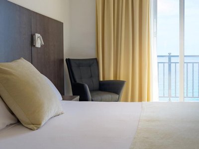 chambre - Pierre & Vacances Hotel Horitzó photo 4