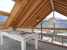 Camping Pas Cher vous présente avec son site Officiel campingpascher.fr, la Résidence Chalet Odalys Snö Lodge, située sur la commune de Les 2 Alpes dans le département Isère (Rhône Alpes) en France. La résidence Chalet Odalys Snö Lodge vous propose un hébergement de type chalet. L'établissement vous propose un autre type d'hébergement. Découvrez tous nos séjours à petits prix dans la commune et aux alentours de Les 2 Alpes du département : Isère (Rhône Alpes). Baby-foot, Piscine, Salle de fitness,... En savoir plus : cliquez-ICI.