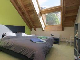 Camping Pas Cher vous présente avec son site Officiel campingpascher.fr, la Résidence Chalet Odalys Snö Lodge, située sur la commune de Les 2 Alpes dans le département Isère (Rhône Alpes) en France. La résidence Chalet Odalys Snö Lodge vous propose un hébergement de type chalet. L'établissement vous propose un autre type d'hébergement. Découvrez tous nos séjours à petits prix dans la commune et aux alentours de Les 2 Alpes du département : Isère (Rhône Alpes). Baby-foot, Piscine, Salle de fitness,... En savoir plus : cliquez-ICI.