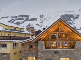 Camping Pas Cher vous présente avec son site Officiel campingpascher.fr, la Résidence Chalet Odalys L'Atelier, située sur la commune de Les 2 Alpes dans le département Isère (Rhône Alpes) en France. La résidence Chalet Odalys L'Atelier vous propose un hébergement de type chalet. L'établissement vous propose un autre type d'hébergement. Découvrez tous nos séjours à petits prix dans la commune et aux alentours de Les 2 Alpes du département : Isère (Rhône Alpes). Restaurant,... En savoir plus : cliquez-ICI.