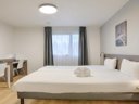 Camping Pas Cher vous présente avec son site Officiel campingpascher.fr, le Établissement Appart'Hôtel Paris Quai De Marne - Vacancéole, situé sur la commune de Nogent Sur Marne dans le département Val-de-marne (île De France) en France. L'établissement Appart'Hôtel Paris Quai De Marne - Vacancéole, vous présente un hébergement de type studio et télévision. L'établissement Appart'Hôtel Paris Quai De Marne - Vacancéole vous propose du jeudi 25 février au jeudi 04 mars 2027, en promotion à -20% pour 7 nuits à 391,20 € au lieu de 489,0 € soit une Économie de 97,80 €. Cette location propose 284 dates différentes pour réserver votre séjour. Découvrez également les 2 autres gammes d'hébergements du hôtel.... En savoir plus : cliquez-ICI.