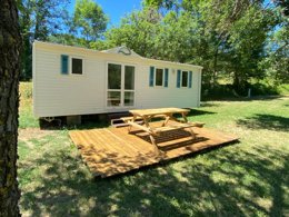 Camping Pas Cher vous présente avec son site Officiel campingpascher.fr, le Camping Des Deux Séquoias, situé sur la commune de Nant dans le département Aveyron (Midi Pyrénées) en France. Le camping Des Deux Séquoias, vous présente un hébergement de type mobil-home. Le camping Des Deux Séquoias vous propose du sam. 06 juin au sam. 13 juin 2026 pour 7 nuits à 319.3€. Cette location propose 69 dates différentes pour réserver votre séjour. Découvrez également les 1 autres gammes d'hébergements du camping. Rivière, Piscine chauffée, Piscine extérieure, Canoë-kayak, Canyoning, Cyclisme, Pétanque, Randonnée, Terrain de volley-ball,... En savoir plus : cliquez-ICI.