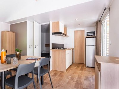 Cliquez pour découvrir toutes les photos de l'HÉBERGEMENT ! mobil-home - Porte De Provence photo 4