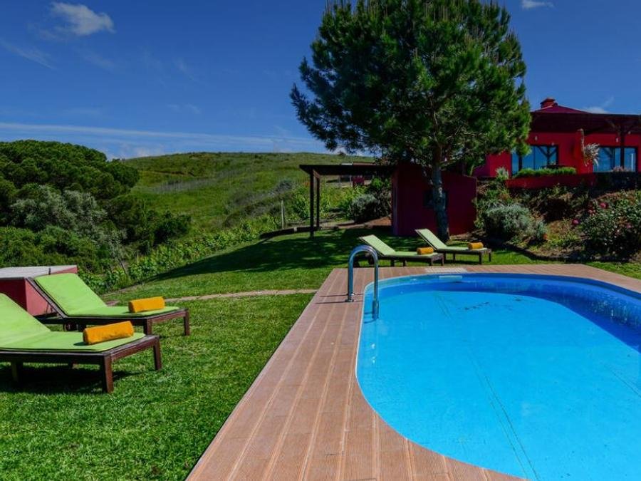 Camping Pas Cher vous présente avec son site Officiel campingpascher.fr, le Camping Wecamp Reserva Alecrim classé 4 étoiles, situé sur la commune de Santiago Do Cacém dans le département Alentejo (Alentejo) au Portugal. Le camping Wecamp Reserva Alecrim vous propose un hébergement de type villa. L'établissement vous propose 13 autres types d'hébergements. Découvrez tous nos séjours à petits prix dans la commune et aux alentours de Santiago Do Cacém du département : Alentejo (Alentejo). Piscine couverte, Piscine extérieure, Animations familiales, Club ados, Club enfants, Randonnée, Bar, Restaurant, Snack/Bar,... En savoir plus : cliquez-ICI.