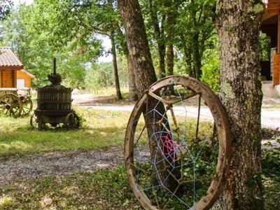 Cliquez pour découvrir toutes les photos de l'ÉTABLISSEMENT ! camping Les Fées Du Moulin photo 9
