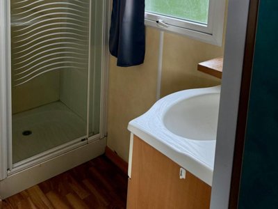 Cliquez pour découvrir toutes les photos de l'HÉBERGEMENT ! mobil-home - Brantôme Far Ouest photo 4