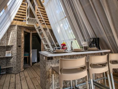Cliquez pour découvrir toutes les photos de l'HÉBERGEMENT ! tente - Arena One99 Glamping photo 7
